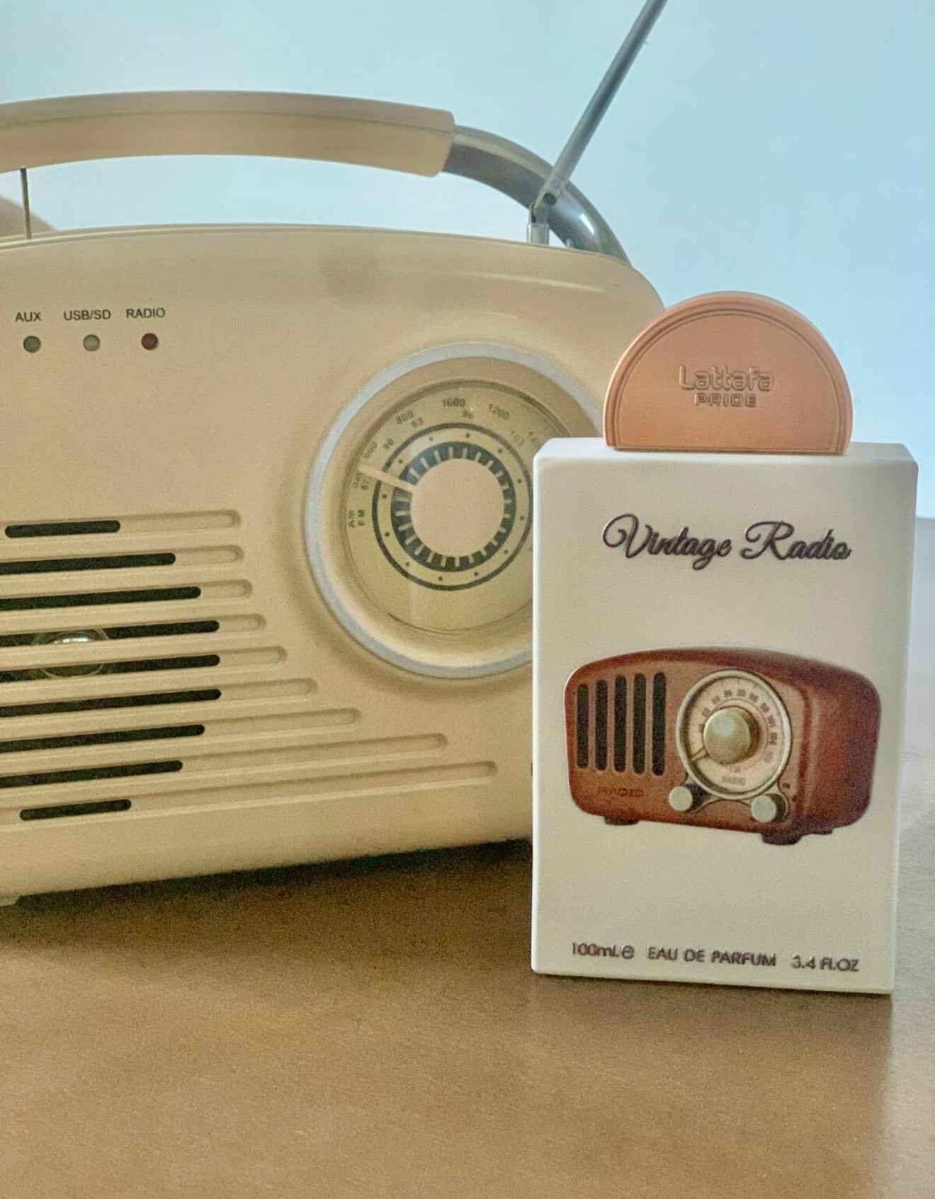 Vintage Radio by Lattafa Pride 3.4oz EDP